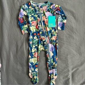 NWT Posh Peanut 6-9M Carmen Ruffle Sleeper